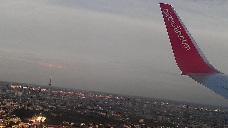 Blick aus dem Flugzeug auf Berlin 